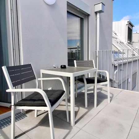 Modern Balcony Apartment With Pool Close To Lake In "Donaustadt" Wina Bagian luar foto