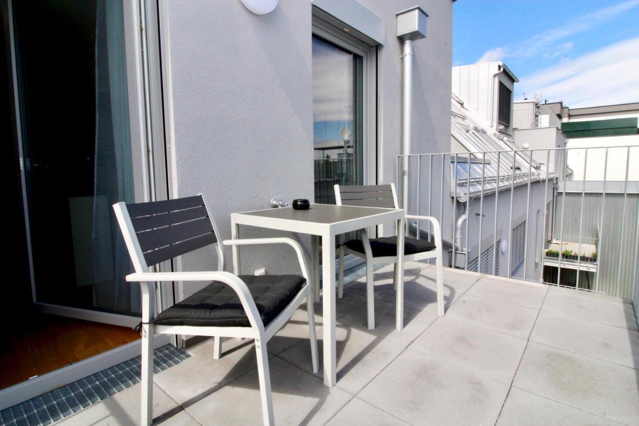 Modern Balcony Apartment With Pool Close To Lake In "Donaustadt" Wina Bagian luar foto